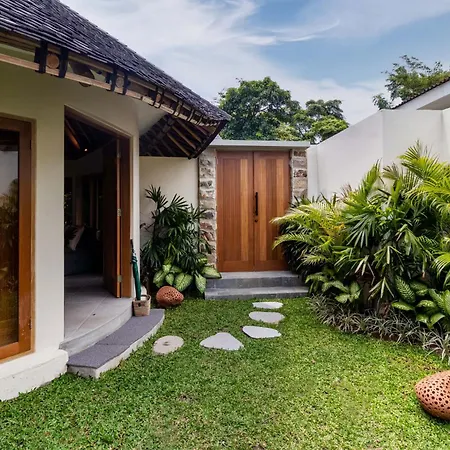 Umani Village Kerobokan  Exterior photo